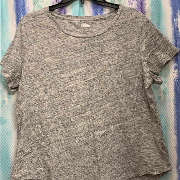 Old Navy Tops - 🌸Old Navy short sleeve shirt